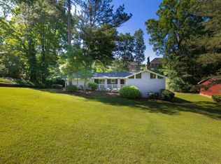 5270 Happy Valley Cir SW, Atlanta, GA 30331