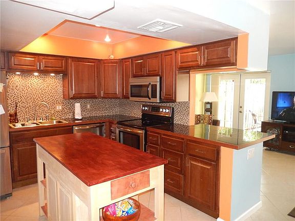 3rd image of 4243 NW 76th Avenue #4243