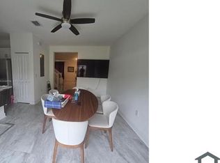 21124 NE 8th Ave, Miami, FL 33179