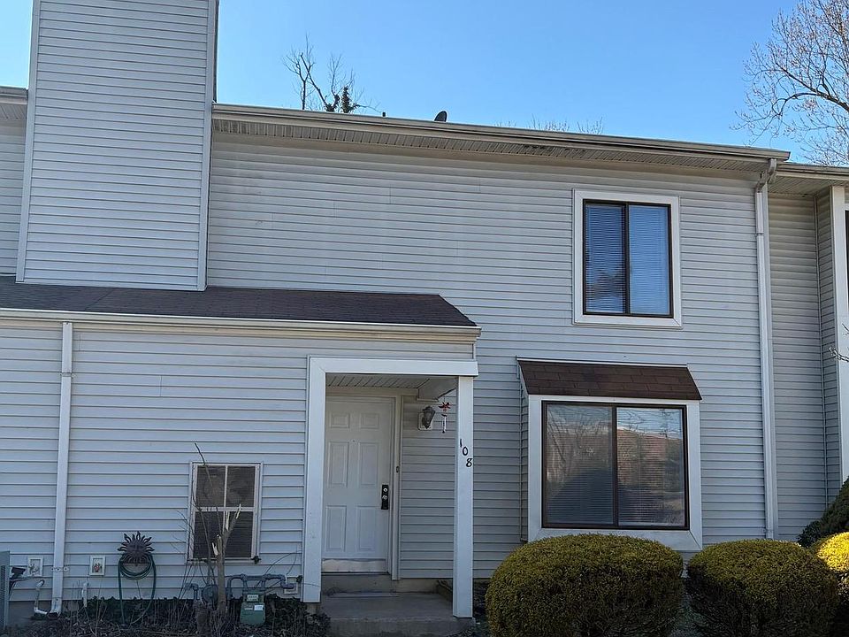 1st image of 108 Aspen Ct