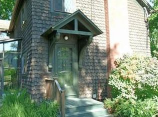 42 Franklin St, Northampton, MA 01060