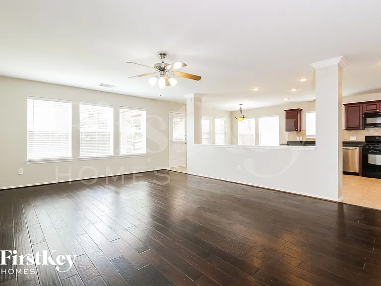 2200 Malone Dr — Photo 5