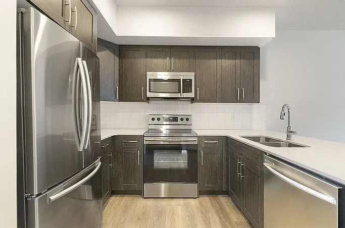 20708 99b Ave NW #1A — Photo 7