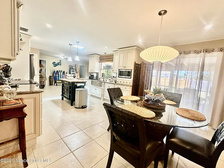 410 Surf Rd — Photo 7