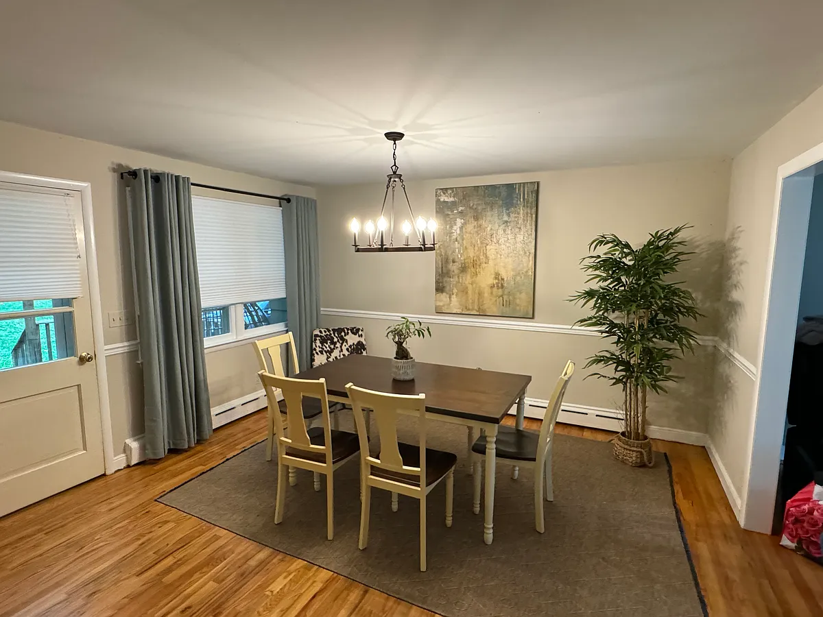 Dining - 31 Fox Hill Rd