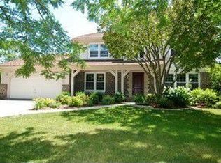 509 Poplar Ct, Libertyville, IL