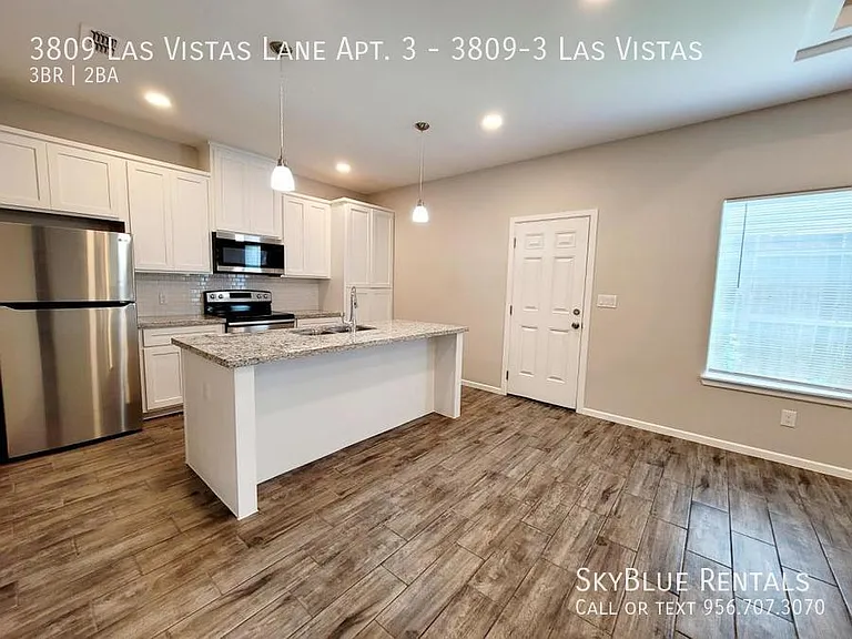 3809 Las Vistas Ln #3 — Photo 3