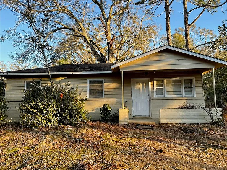 6558 Wesley Dr — Photo 1