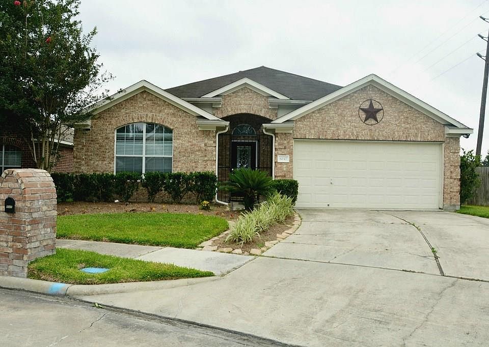 1st image of 8047 High Hollow Ln