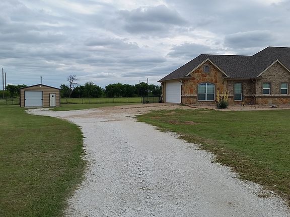 2nd image of 4689 Heritage Pkwy
