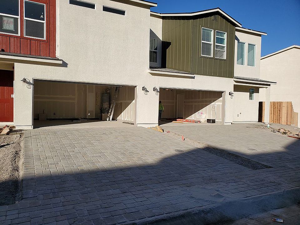 2nd image of 4704 Falcon Rock Ln