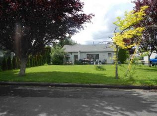 415 N Howard St, Newberg, OR 97132