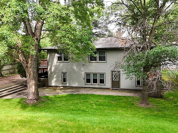3rd image of 8988 Ivy Rd