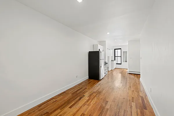 Rented by Compass | media 12