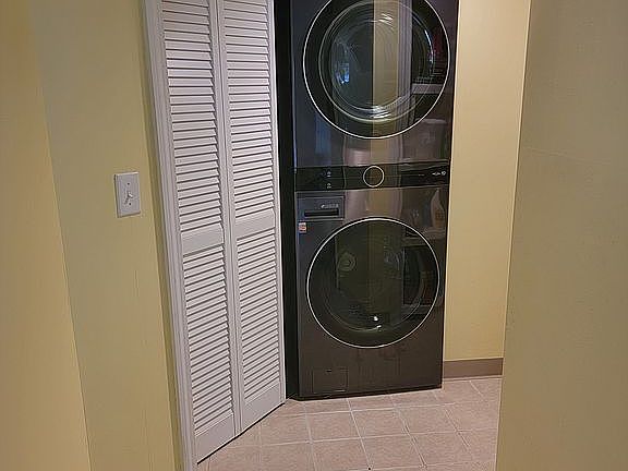 LG Washtower included 