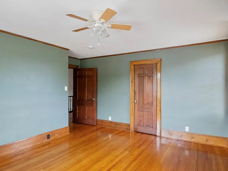 290 Long Crescent Dr — Photo 36