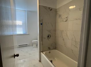 1824 S 22nd St FLOOR 2, Philadelphia, PA 19145