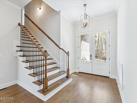 4th image of 1540 Bronze Ln