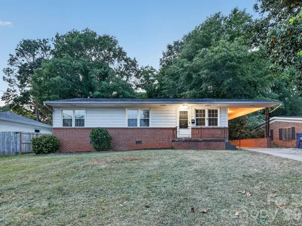 220 Woodview Ave, Spartanburg, SC 29306