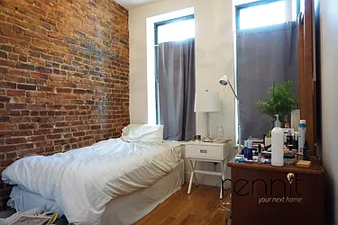 Rented by Rennit Inc.