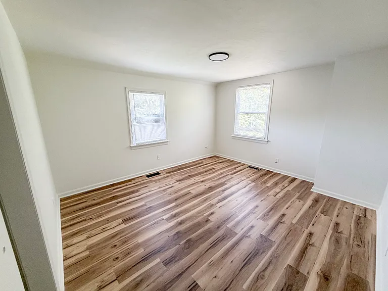 607 Moorman Ave NW — Photo 14