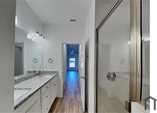 20241 Lorette Ave — Photo 7