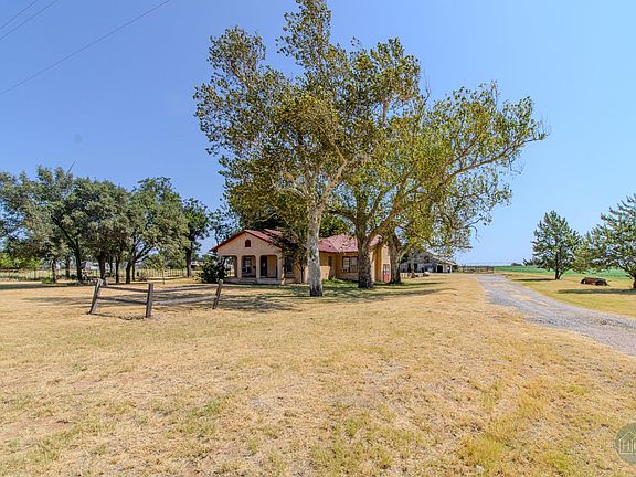 4th image of 19204 N Cres #95