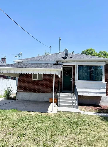 477 E Williams Ave Photo 1