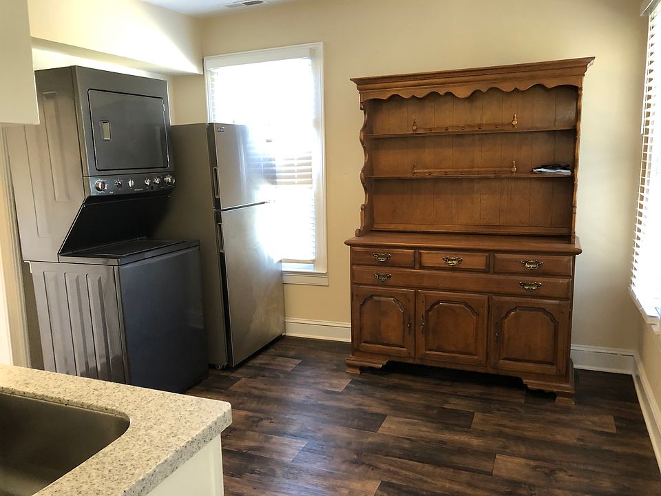 Kitchen Note: Dresser will be removed