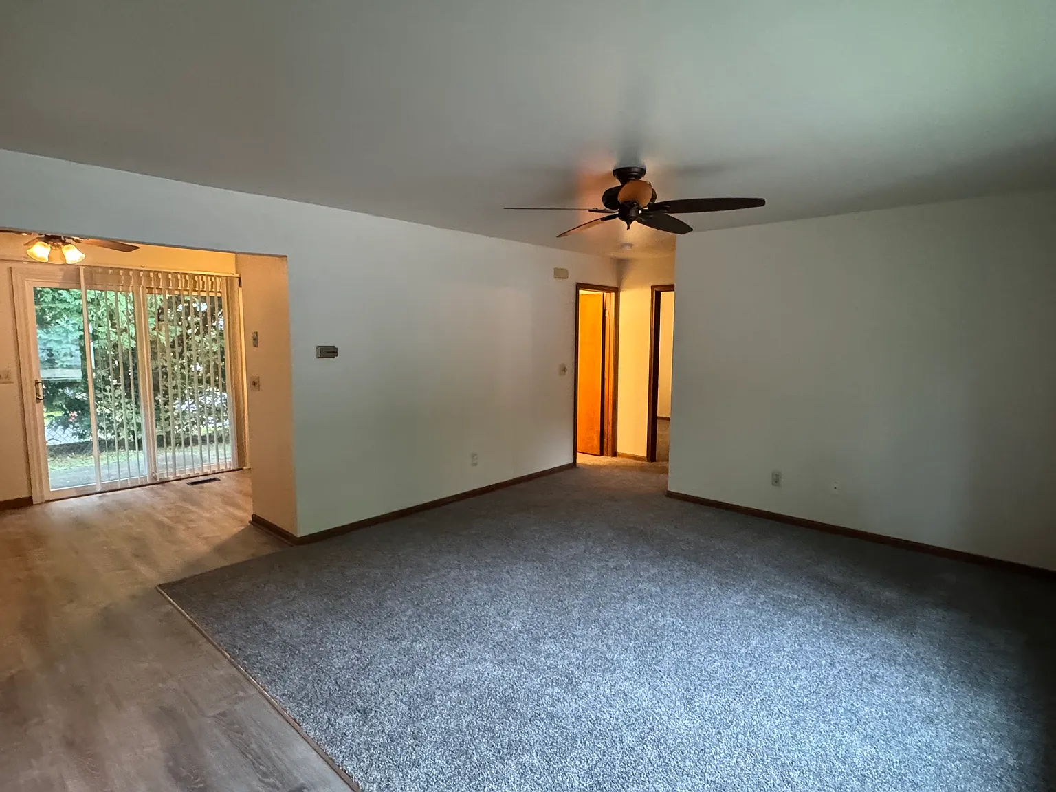 2 bed, 900 sqft, $1,325 — Photo 2