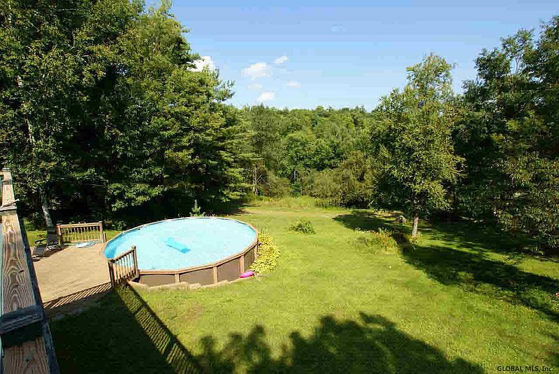 2nd image of 8 York Way