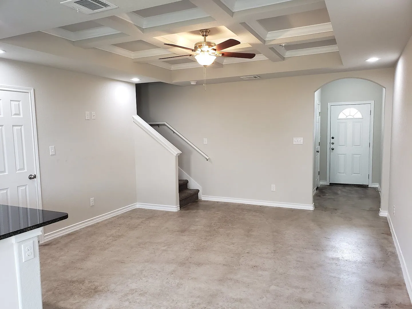 Town home for rent — Photo 3