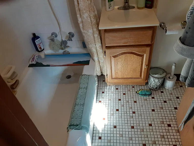 276 Center St #5 — Photo 19