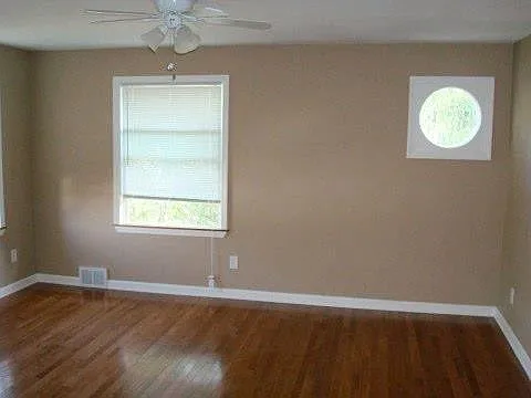 8809 W Rogers St — Photo 10