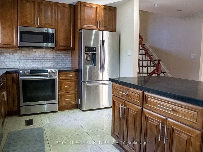 1885 Rosefield Rd — Photo 3