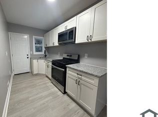 2664 Park Heights Ter, Baltimore, MD 21215