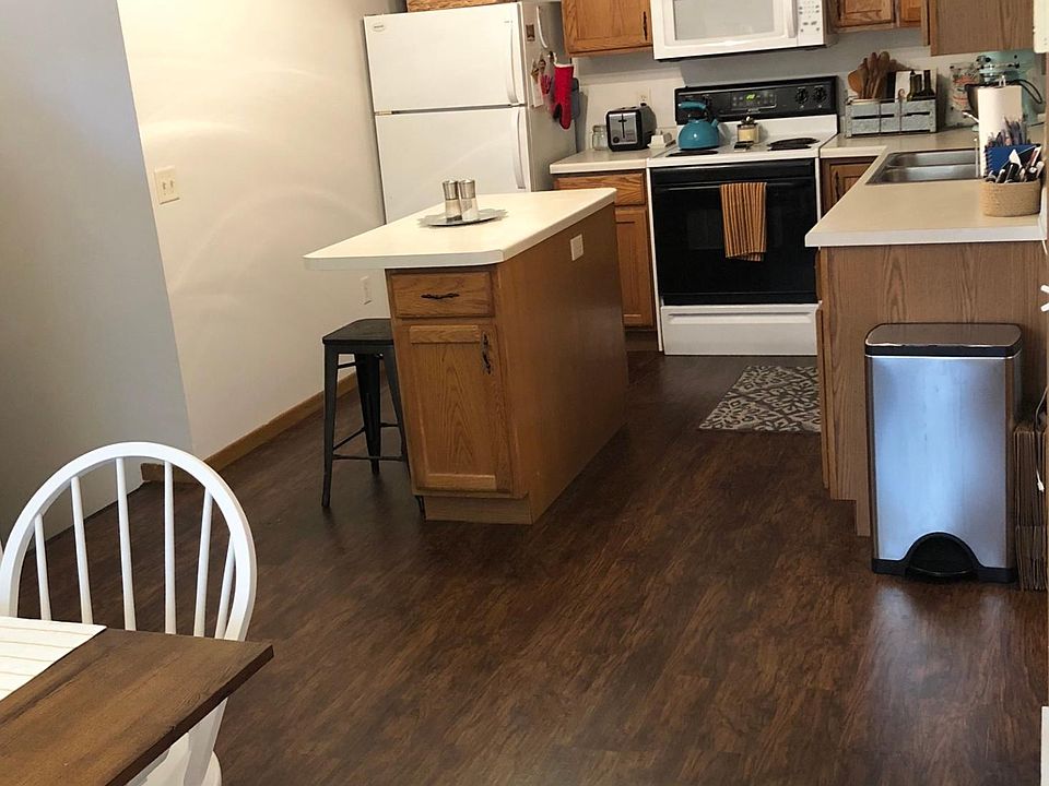 2nd image of 5664 Gables Dr