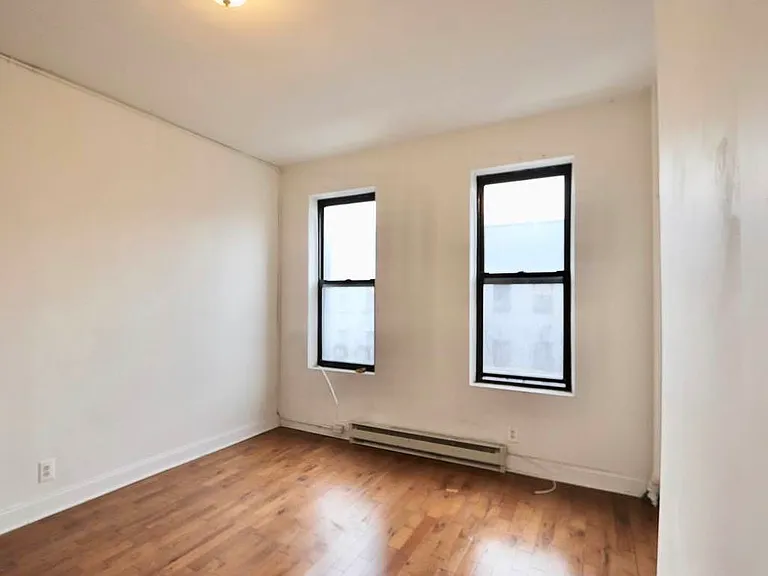 311 Troutman St #2R — Photo 7