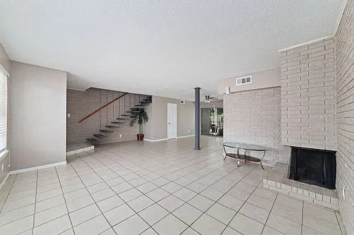 8100 Leonora St Photo 1