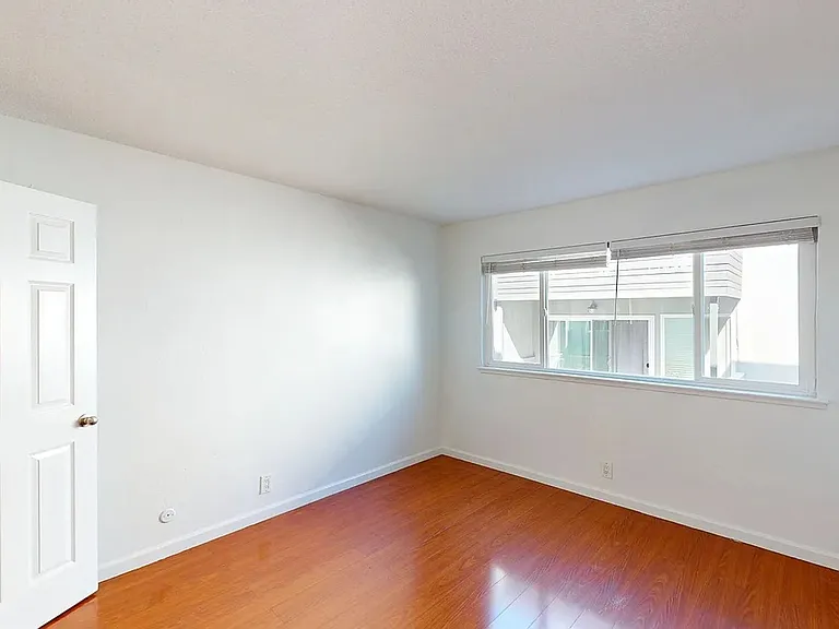 19 Merrydale Rd #14 — Photo 6