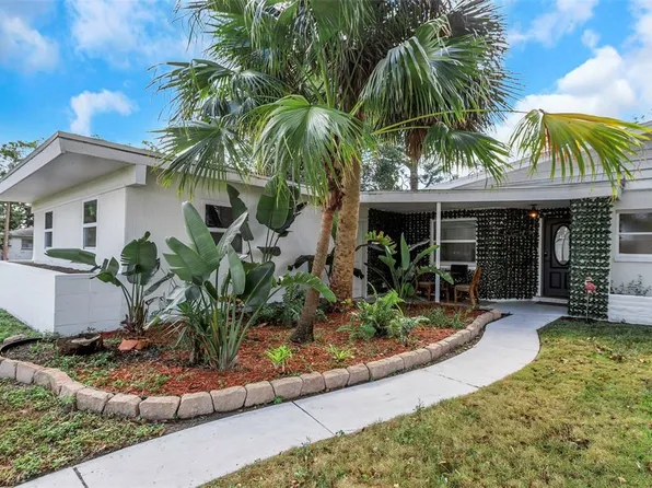 1057 Calumet St, Clearwater, FL 33755