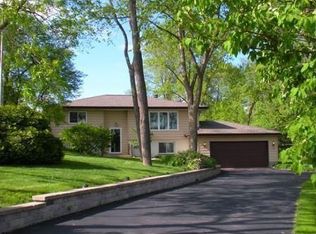 6950 S 117th St, Franklin, WI 53132