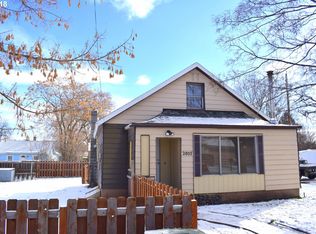 2807 N Maple St, La Grande, OR 97850