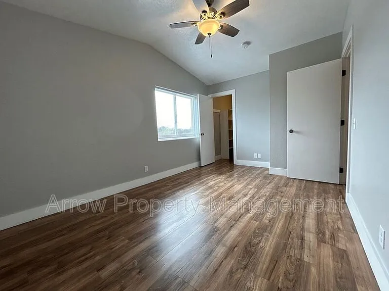 940 S 27th St #24 — Photo 8