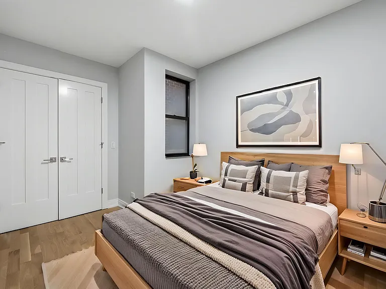 1827 N California Ave #1 — Photo 11