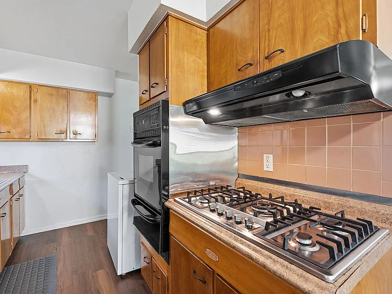 3607 Wilson St — Photo 5