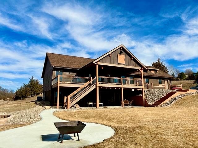 1st image of 125 Baycliffe Dr