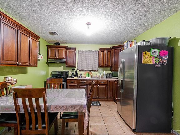 2nd image of 404 E Villegas Ave