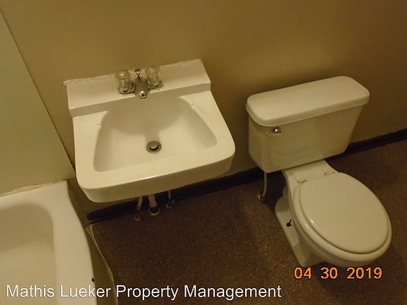 5th image of 715 W 13th St APT 3