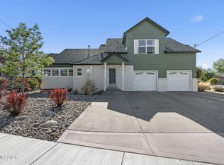 300 Country Club Dr, Reno, NV 89509